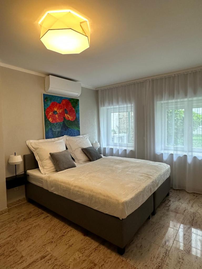 Holiday Home Wiesbaden 2