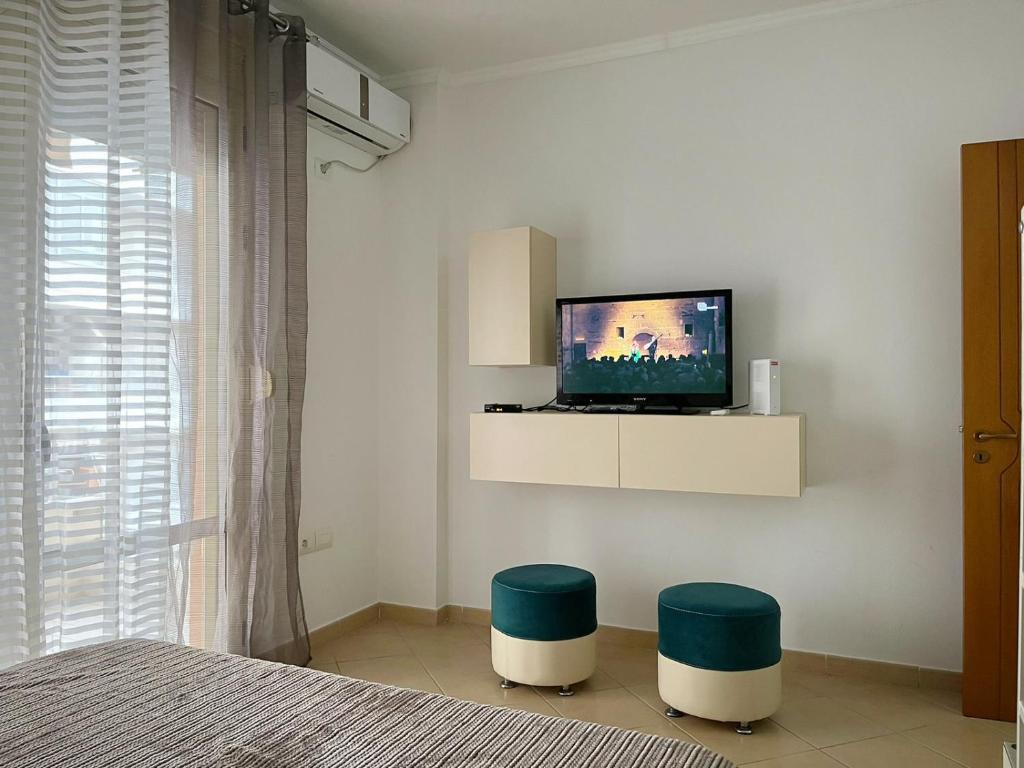 COASTAL RETREAT - Beach Apartment Vlore 8