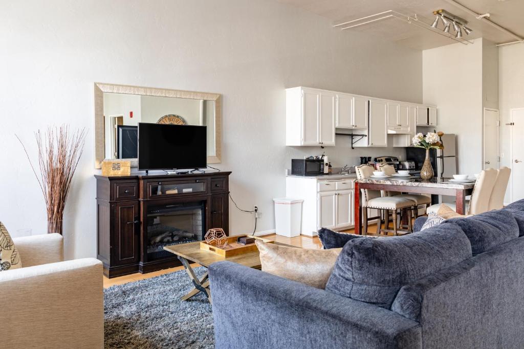 Greely Gaslamp - Loft W Parking & 3 Beds #302 Image