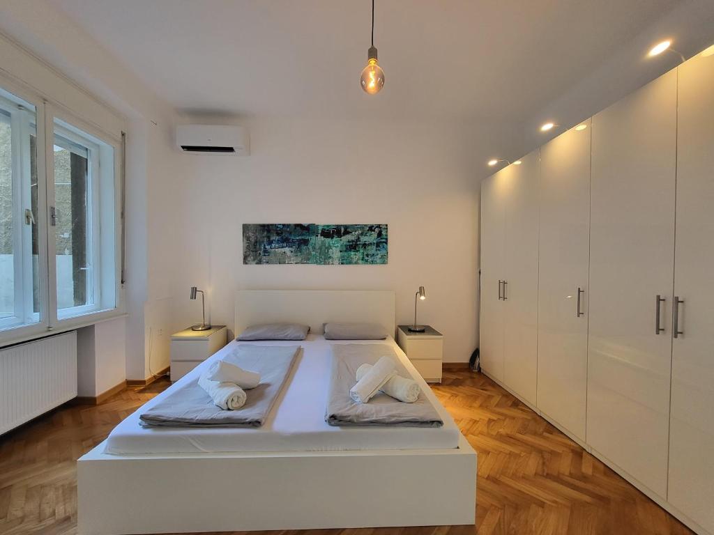 Rijeka Urban Suite 13 by Irundo 7