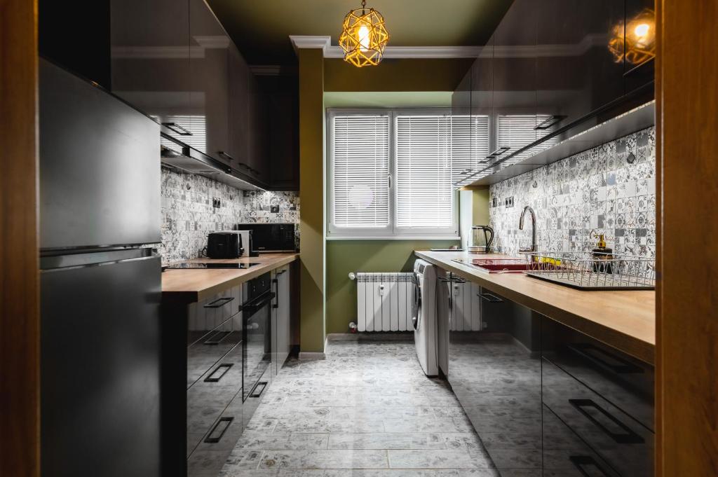 Eagles' Bridge - 1BD Flat with Desk by Flat Mаnager 4