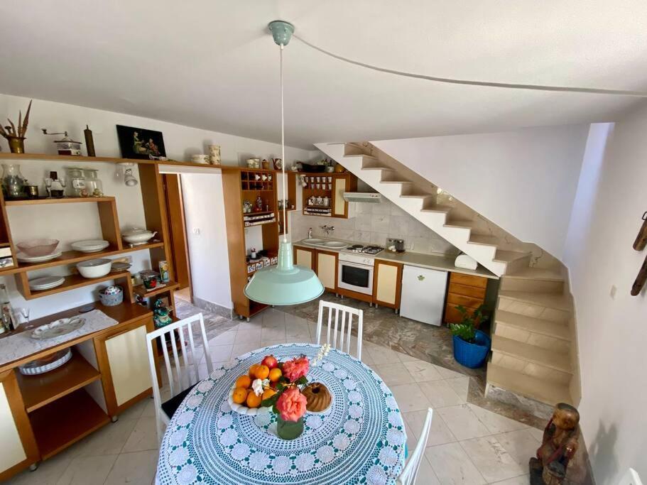 Flower House in Kozica 4