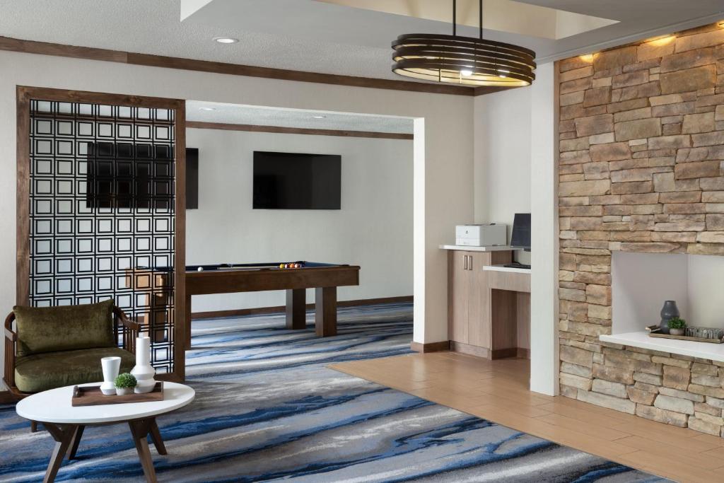 Fairfield Inn and Suites Austin South Image
