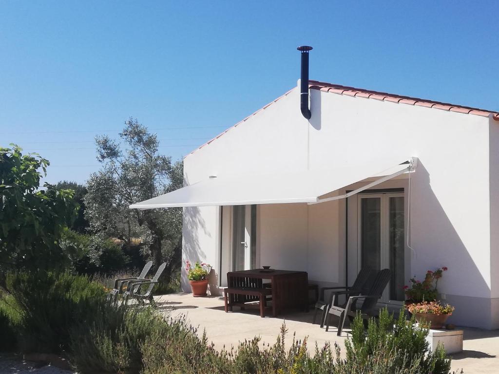 Burrico D`Orada - Rural Stays & Wine Country Tours 3