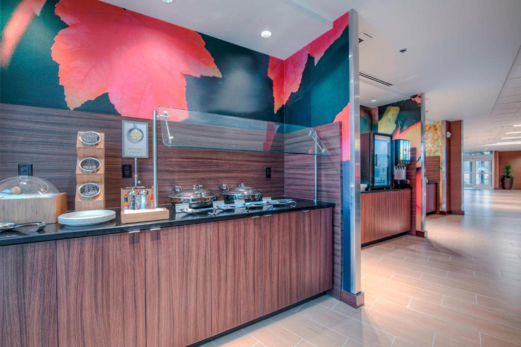 Fairfield Inn & Suites by Marriott Charlotte Airport Image