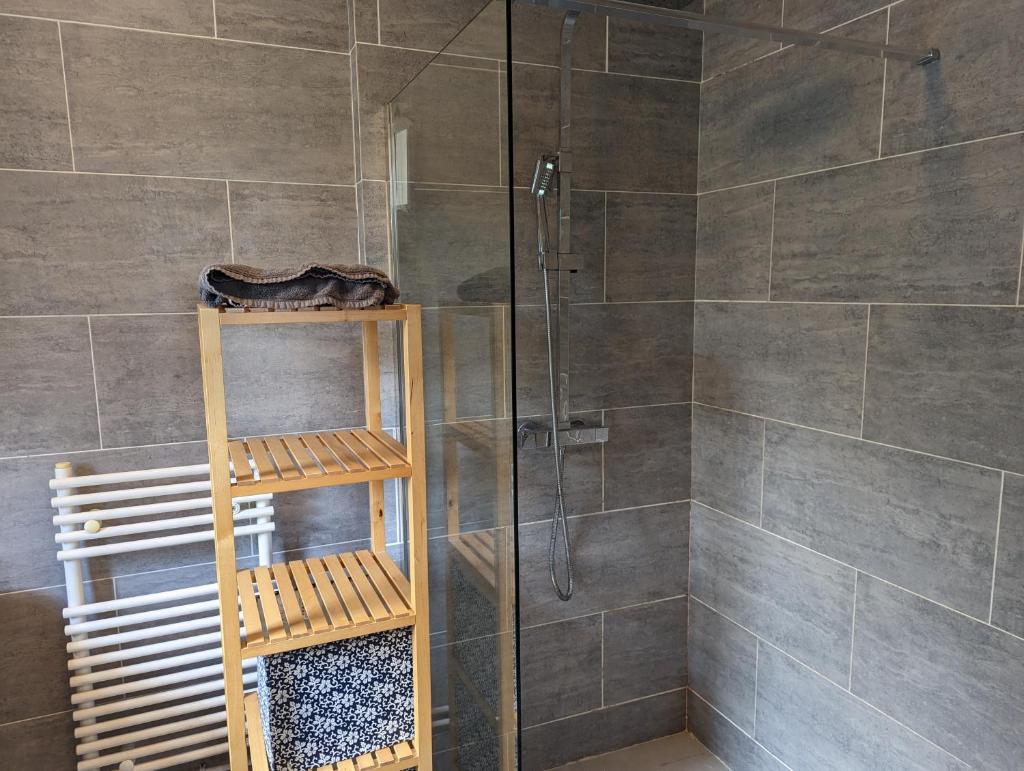 Bristol self-catering studio+kitchen+parking 3