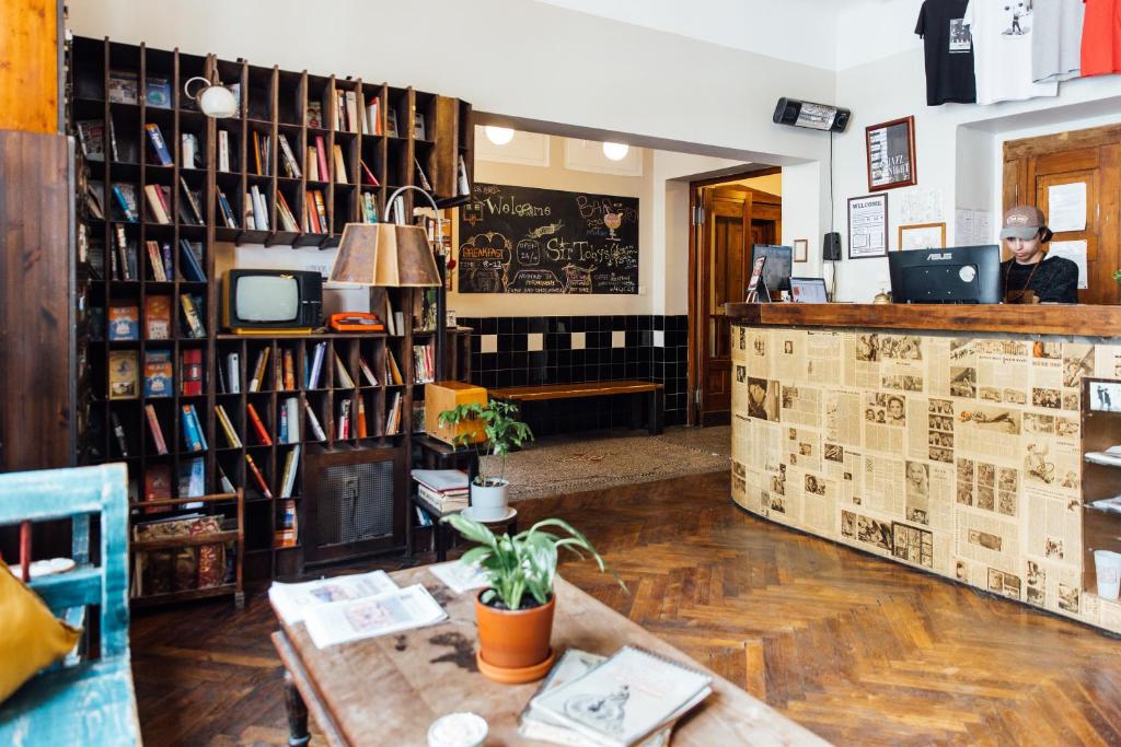 Sir Toby's Hostel Image