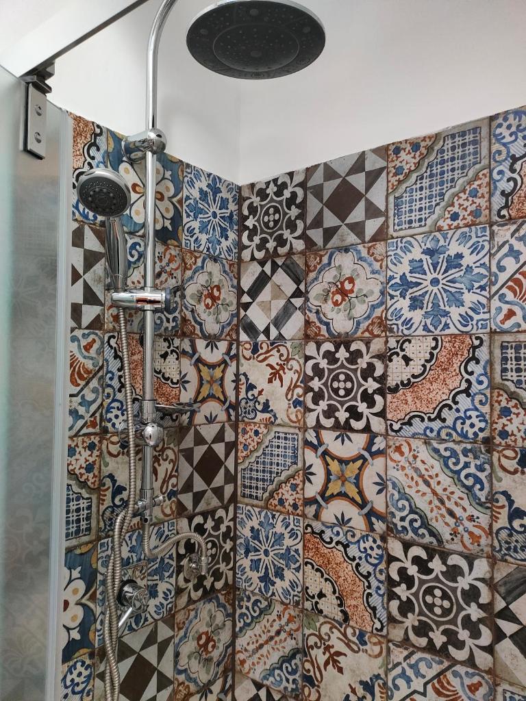 Volta 8 rooms 8