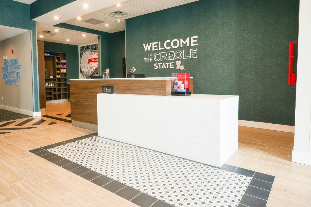 Hampton Inn New Orleans French Quarter Market Area Image