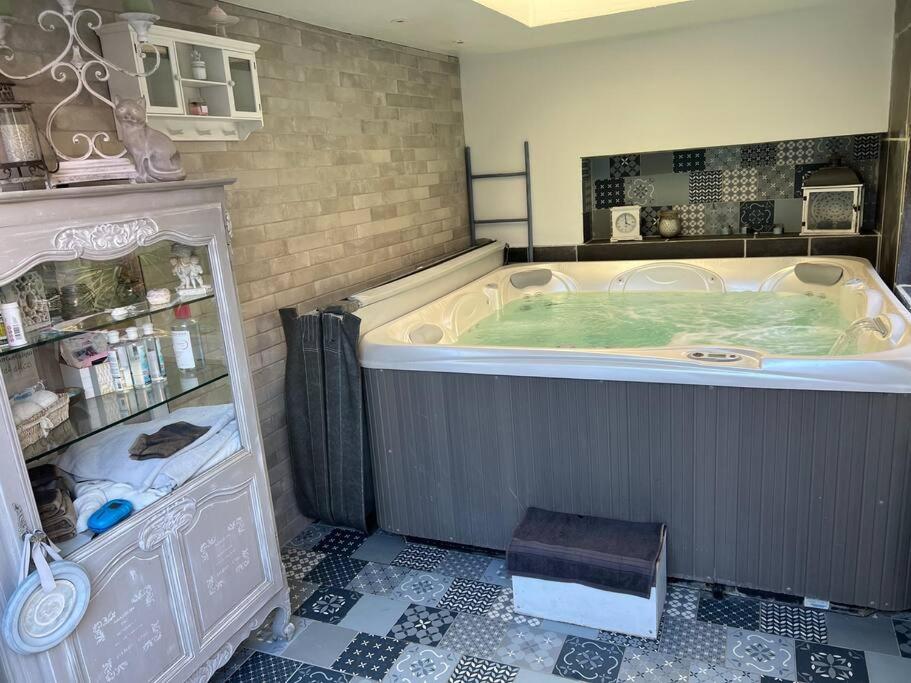 maison cosy et spa zen au chemin du bonheur 2