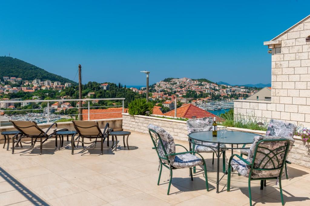 View Port Apartments 6