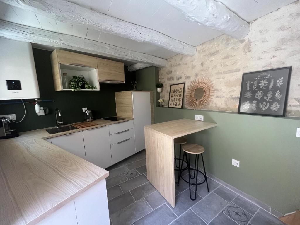Le Duplex studio centre de Nîmes avec Clim 1