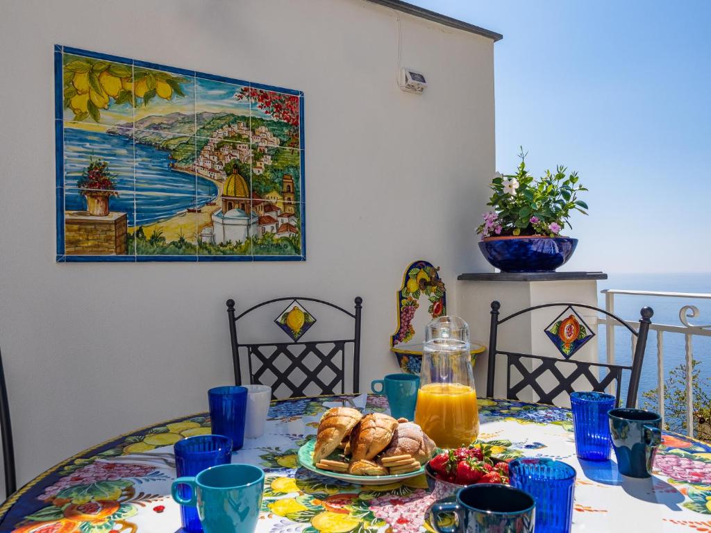 Blue Waves - De Vivo Realty Positano 3