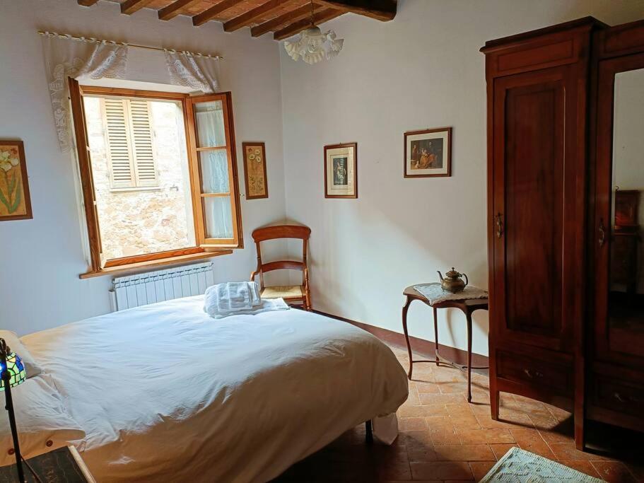 Renaissance House 5