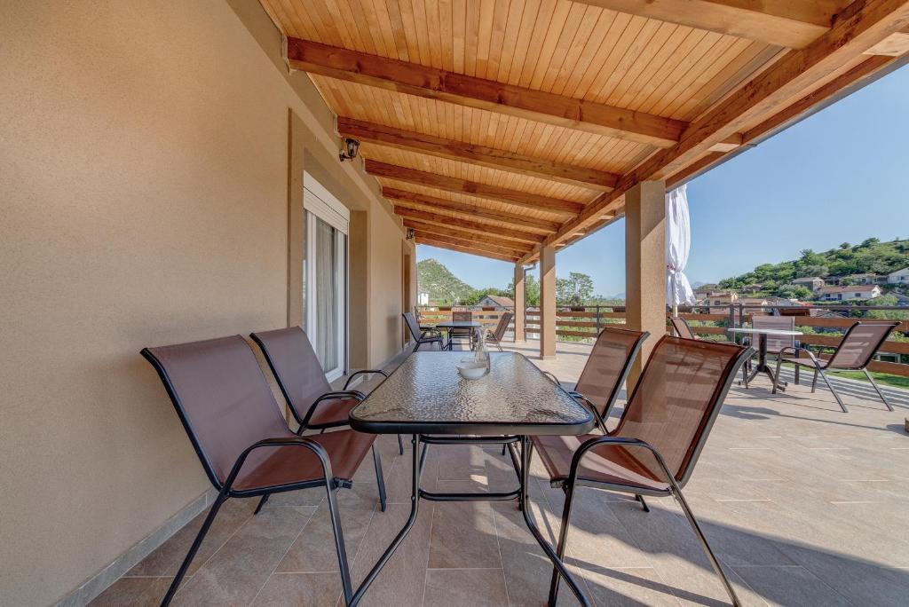 Casa di Kiara, Skadar Lake 6