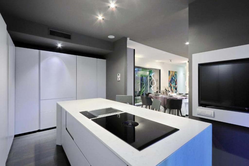 Photo de la galerie de l'établissement Villa Clivo - Amazing Villa Along the Vatican Walls, à Rome