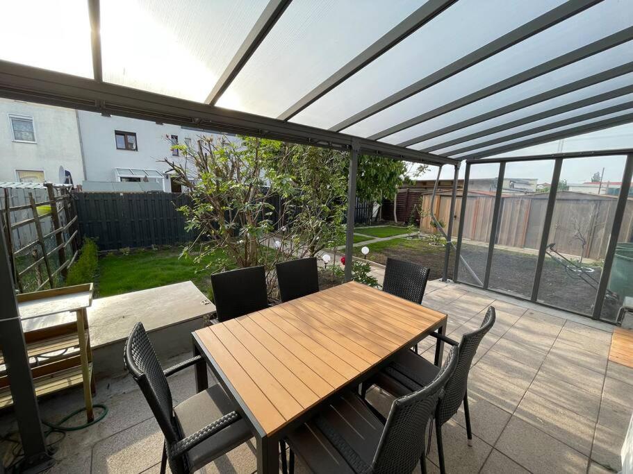 Schönes Reihenhaus mit Garten 6