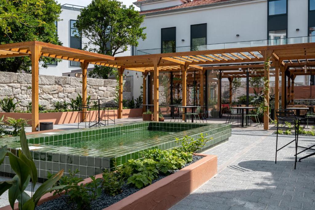 The Editory Garden Porto Hotel Image