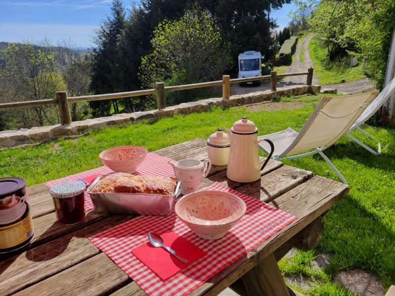 Se reconnecter à la nature au gîte 3 étoiles de Montager à Saint André de Chalencon 7