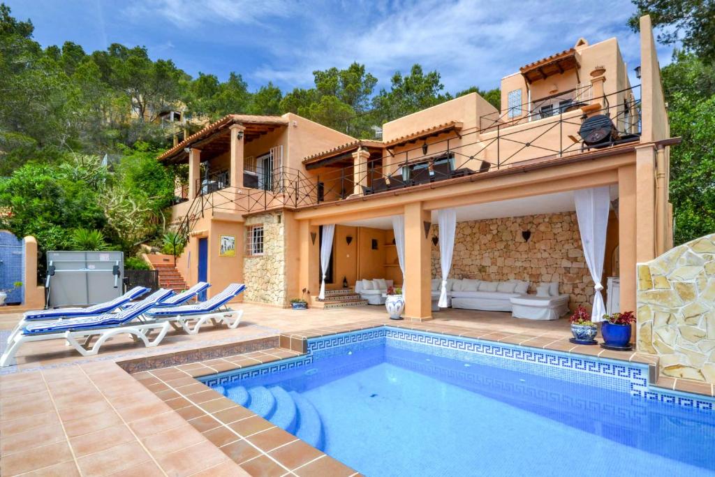 Casa Capricho by Eivillas