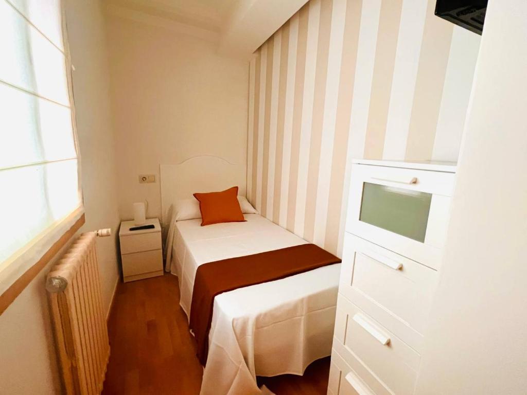 Family & Groups Space, Santiago Center II - No Kitchen 6