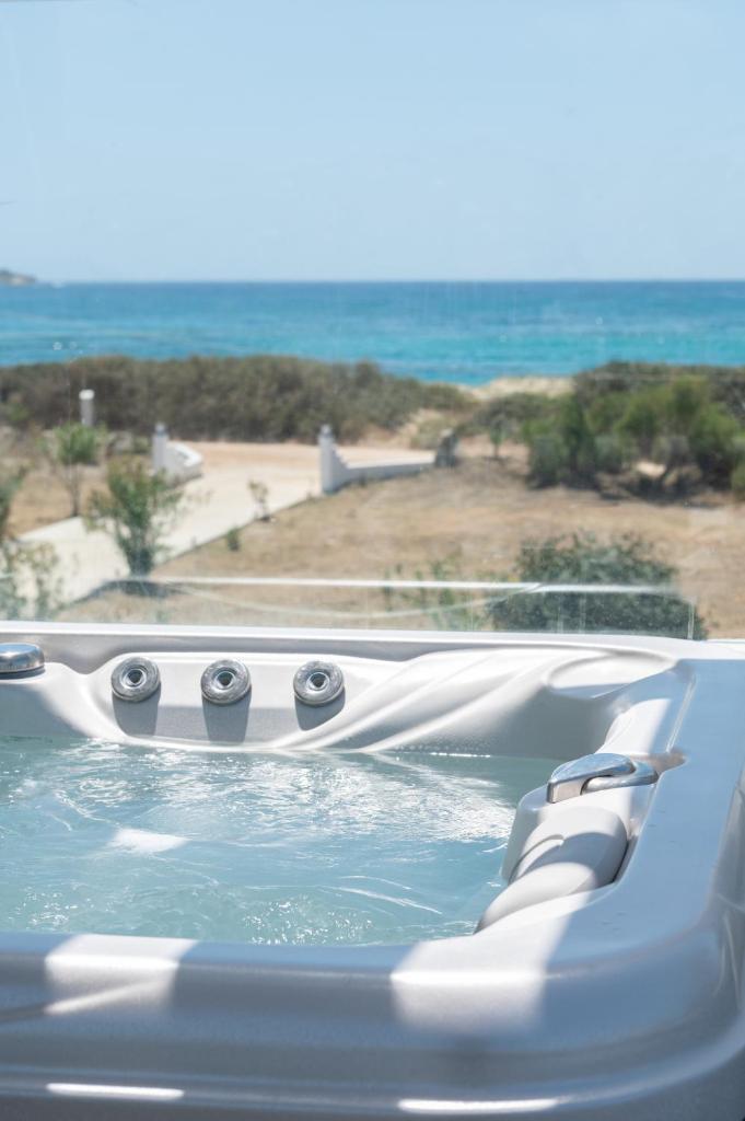 Sea Lilies Suites