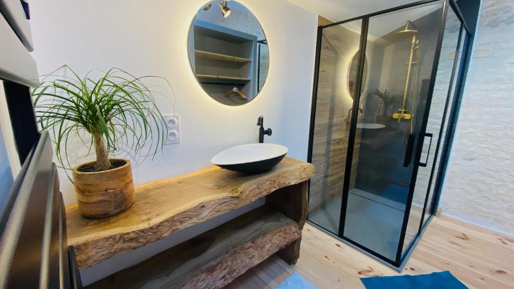 L'atelier - Duplex Gîte de charme avec Spa La Rochelle 3