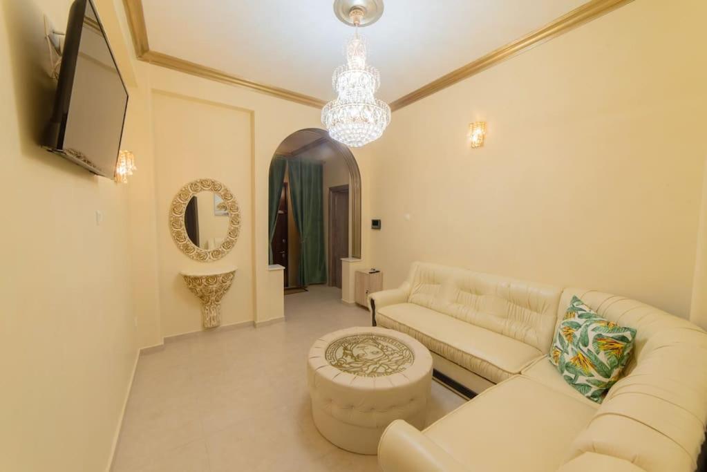 Penthouse Oasis 6