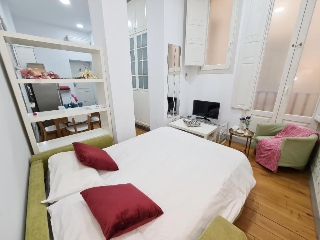 Madrid Sol Home 2