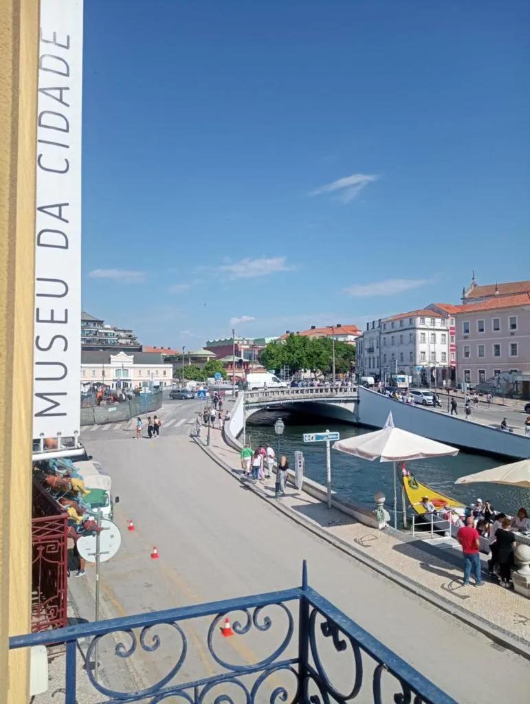 Apartamento no Canal no Centro de Aveiro Localização Premium & Zona Animada 2