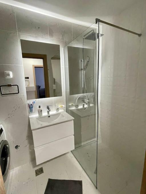 StayPoint Apartment 7