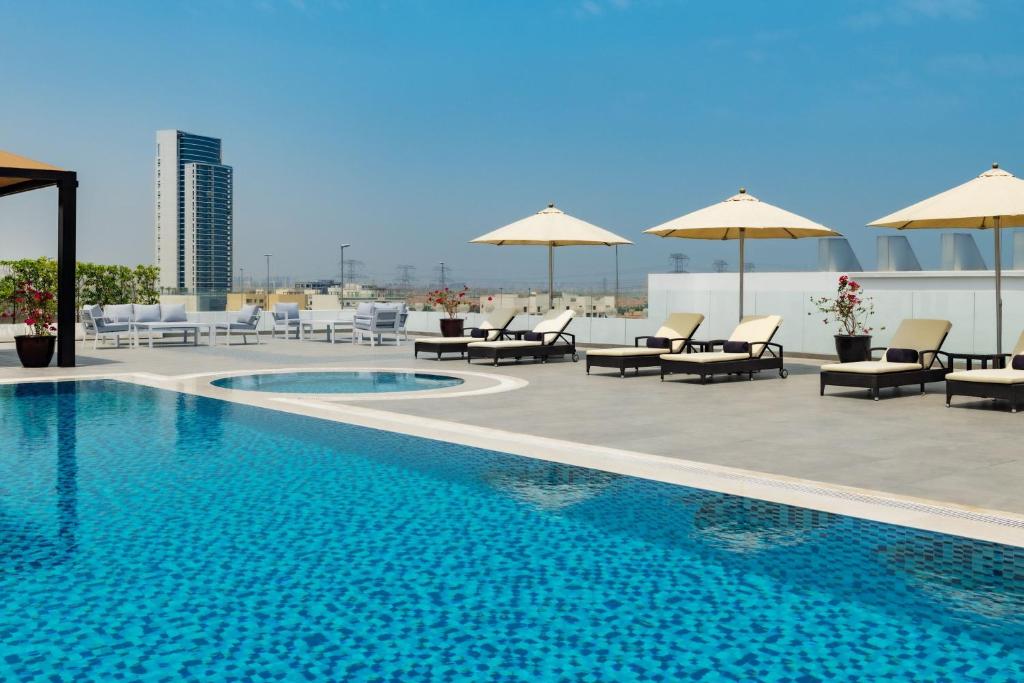 Four Points by Sheraton Production City, Dubai Image