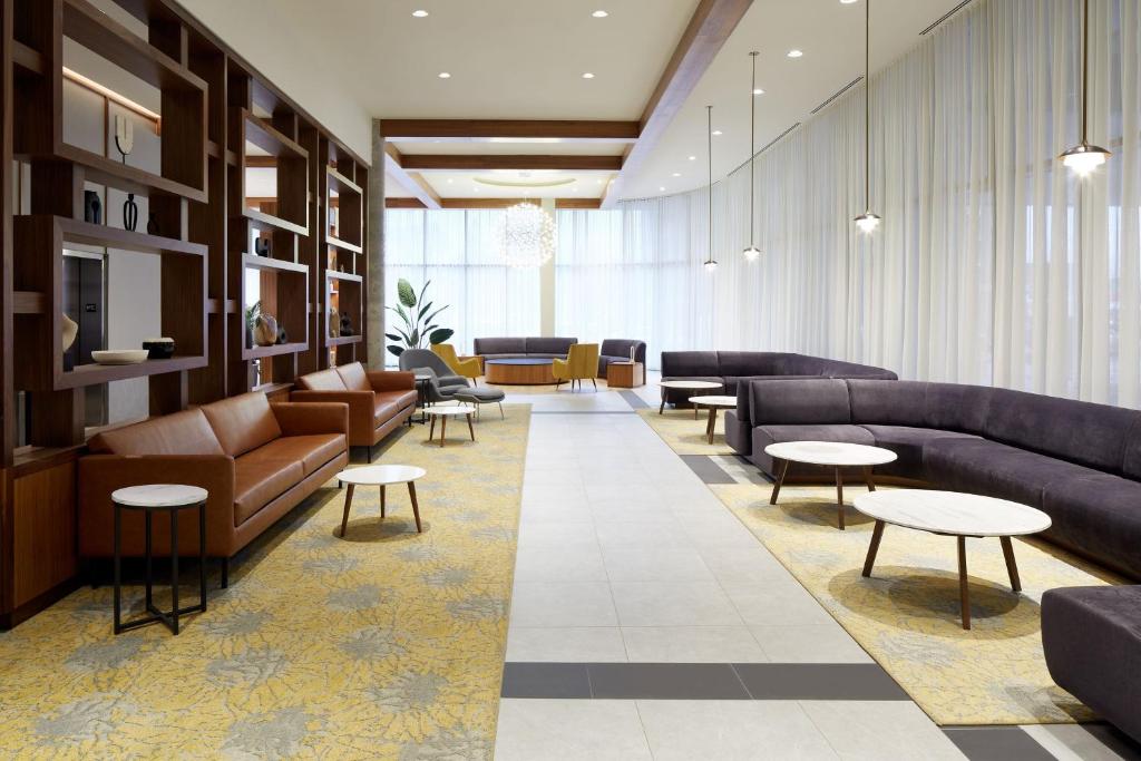 Residence Inn Montreal Midtown Image