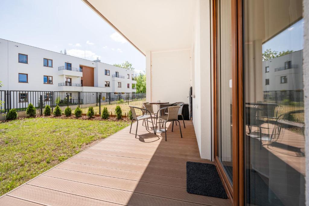 Łódź Retreat Apartments - Parking, Terrace & Garden - by Rentujemy 6