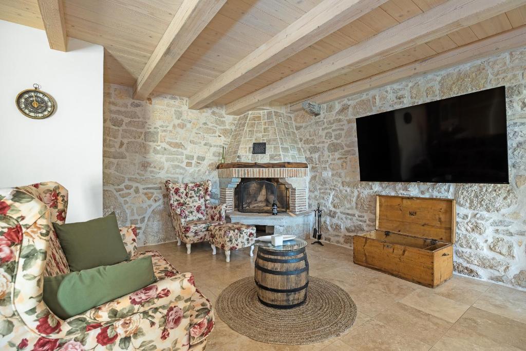 Stone house Dijana Istria Sveti Lovrec 5