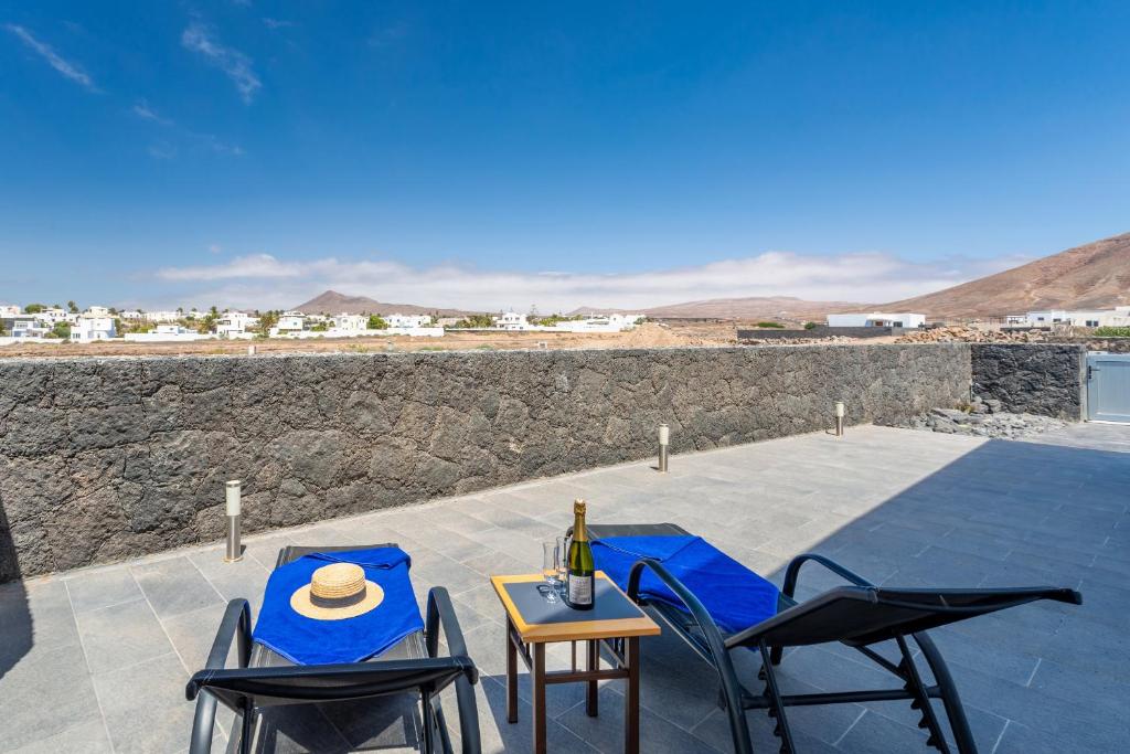 Pure Relax Vacation Home - Large terrace and Solarium By Lanzarote Vacation Homes 1