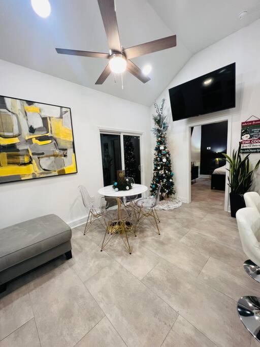 Fab lil home Central to all NOLA / near City Park 5