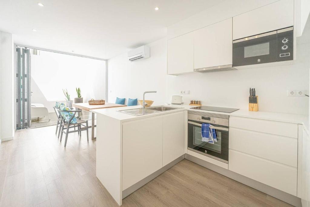 Oceanside East 8