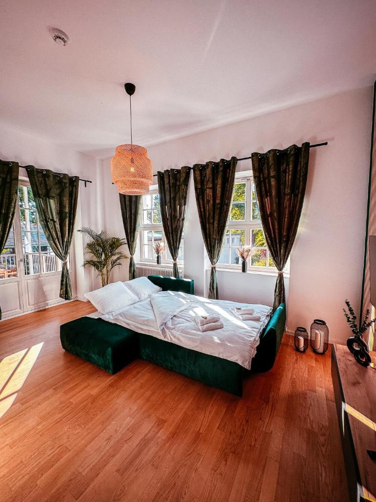Oasis Appart - Wohnen im Königspark - Elbhang Dresden - große Terrasse - Netflix - TG 2