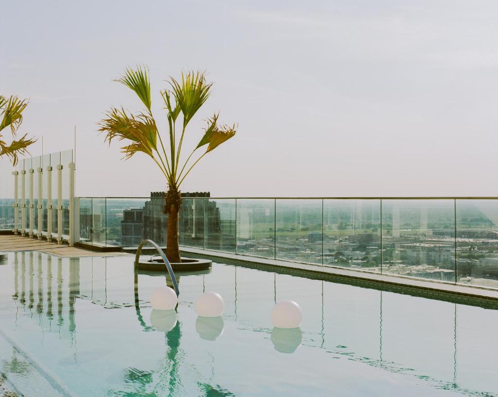 Hôtel Swexan Image