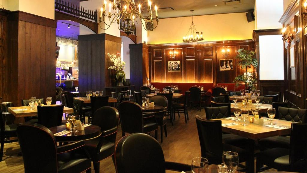 Holiday Inn New York City - Times Square, an IHG Hotel Image