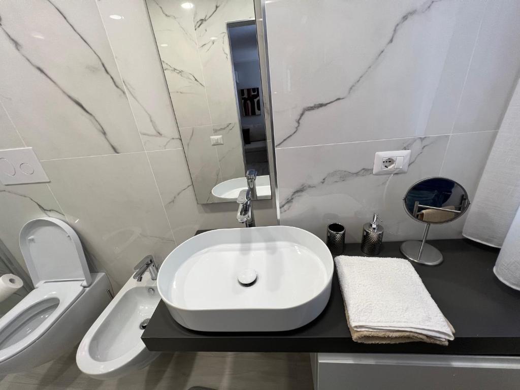Zola Luxury House 8