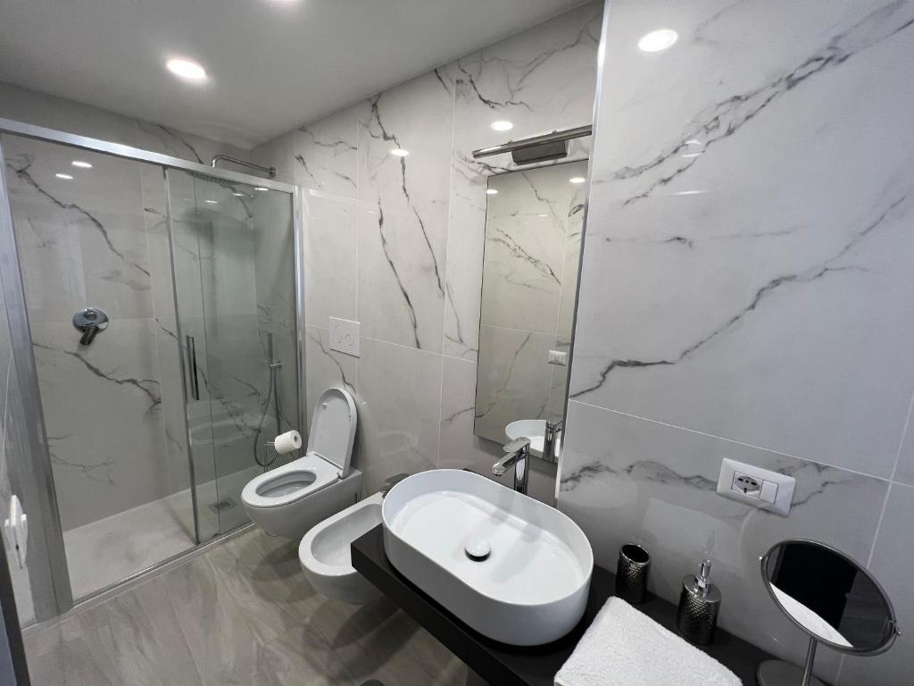 Zola Luxury House 3