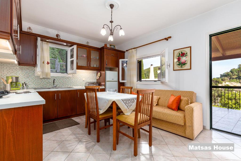 Matsas House & Studio 4