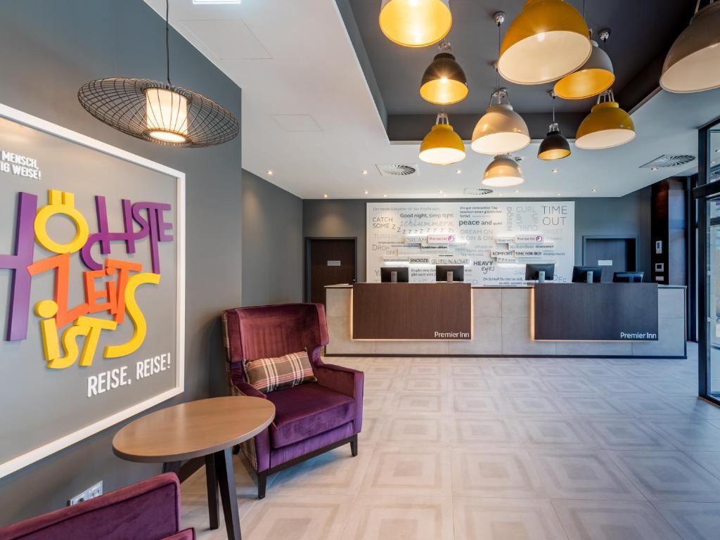 Premier Inn München City Zentrum Image
