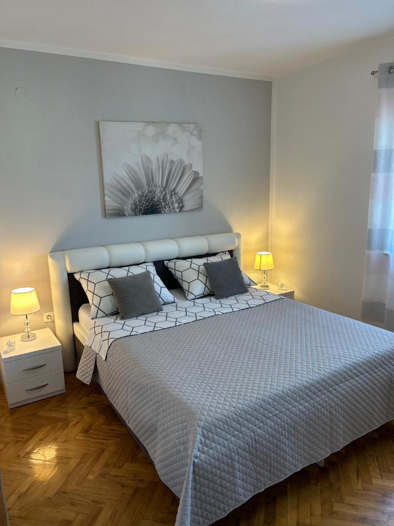 Apartment ONE 6