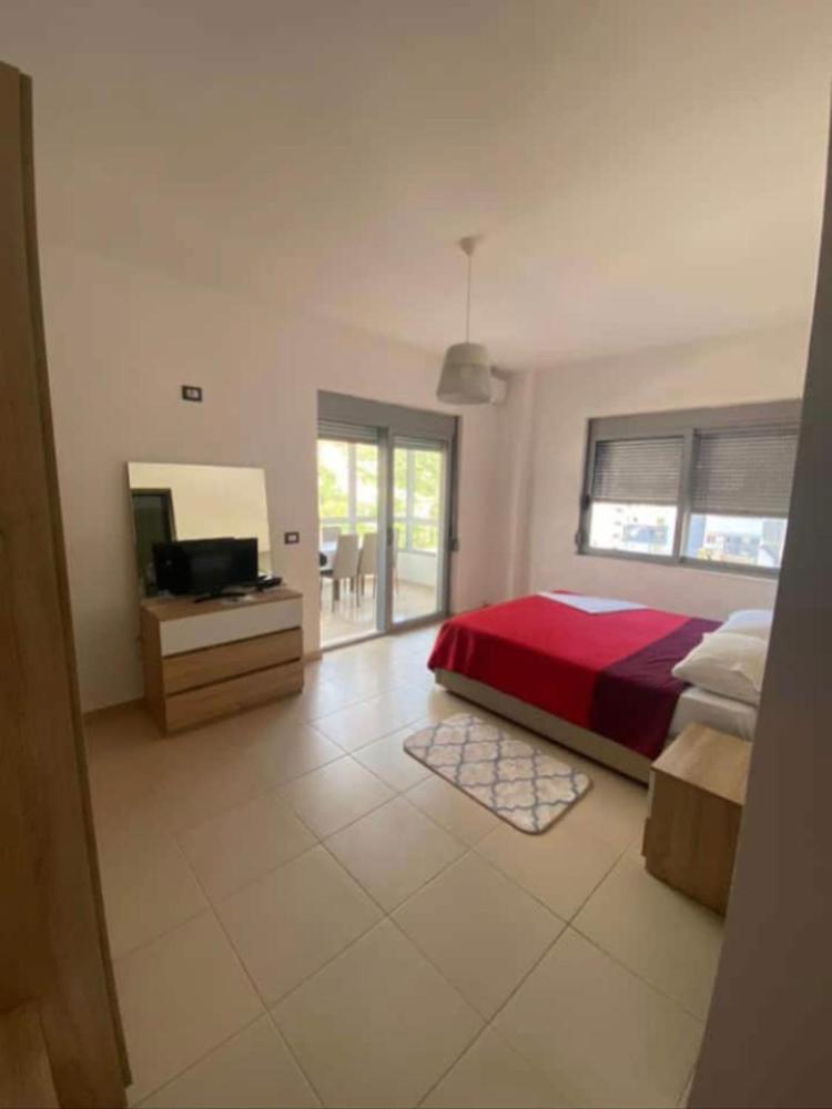 Vlora Rent One 4