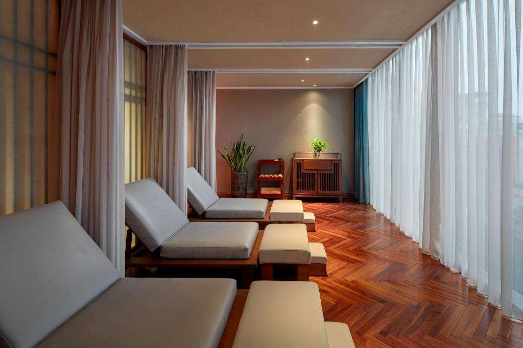 Grand Mercure Hanoi