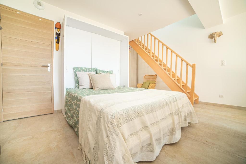 CASA LC VILLA 2-3 pers vue mer jacuzzi 7
