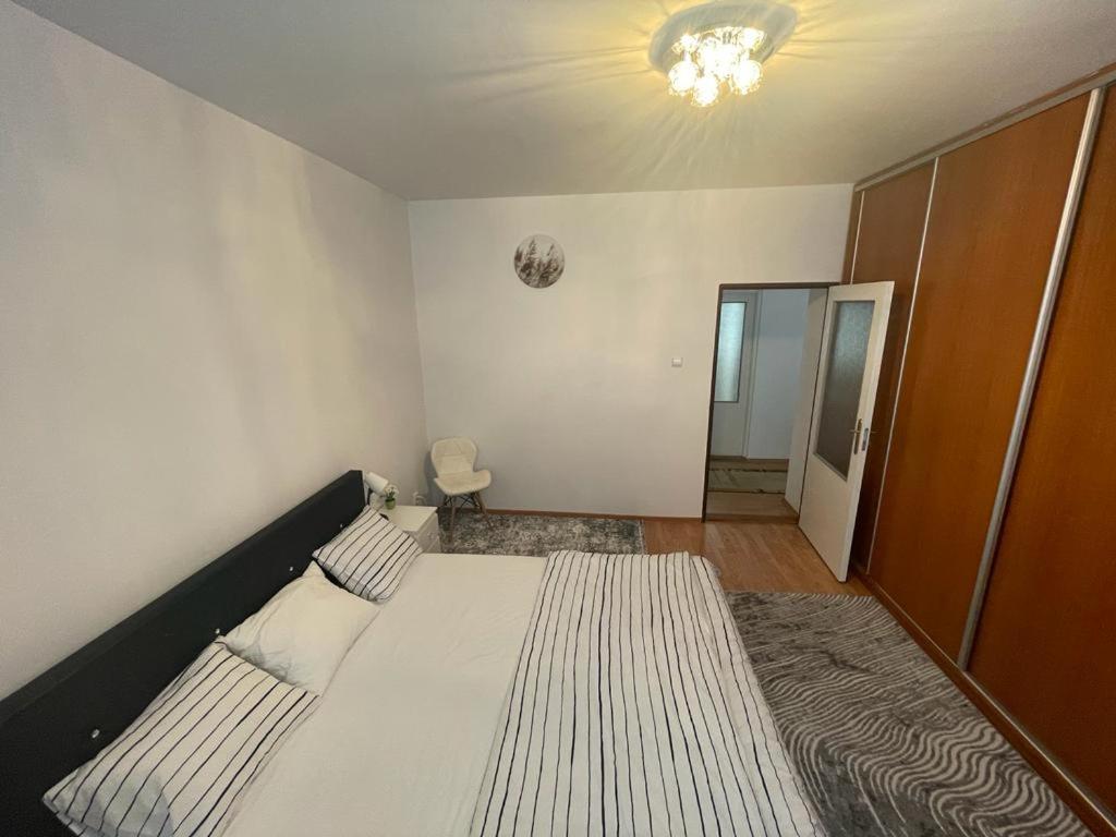 4 Bedroom Elegant, beautiful and spacious home with a botanical garden 2